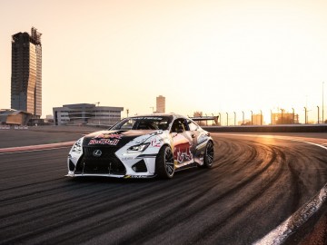 Driftingowy Lexus RC F